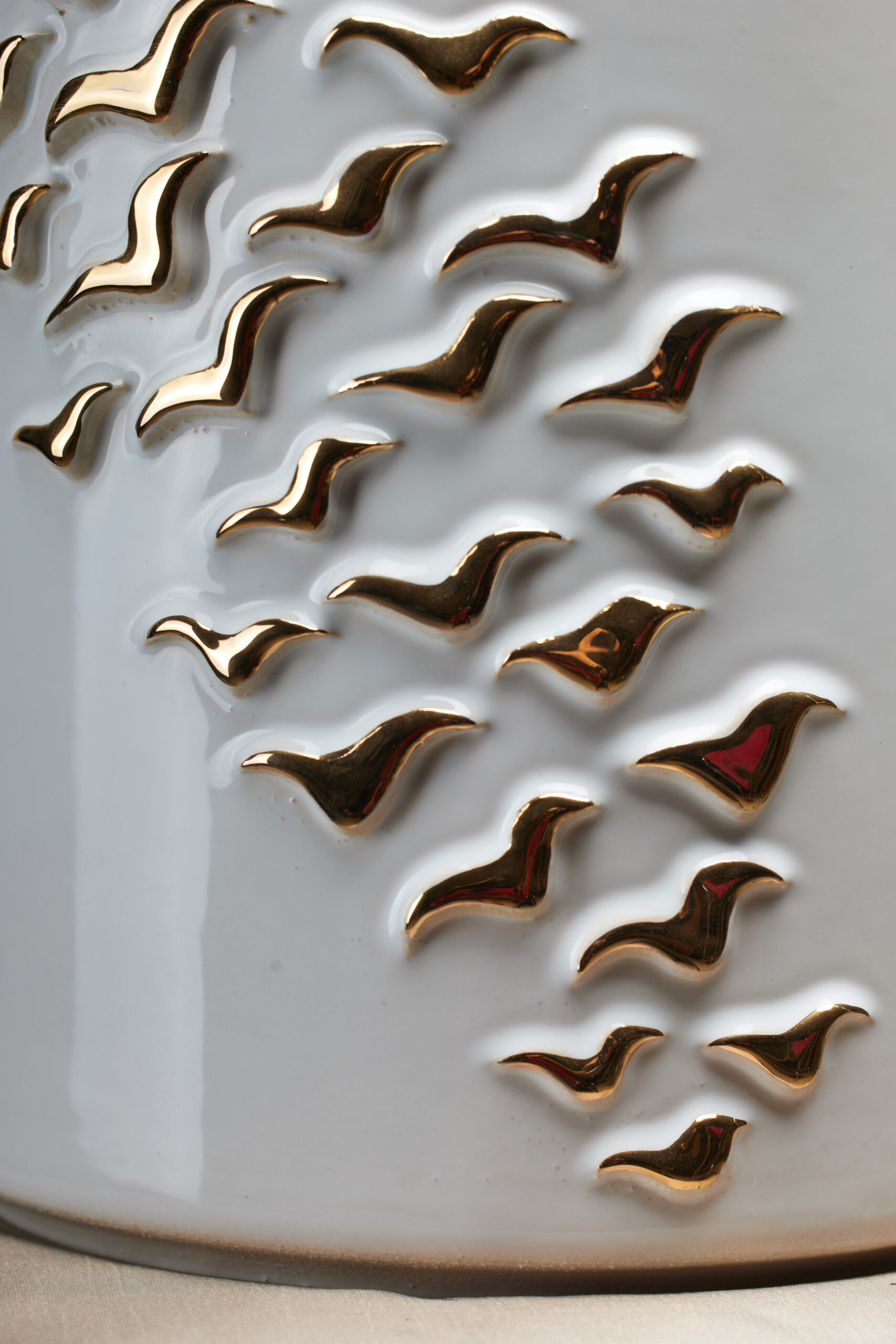 goud, begroeding,wit, keramiek, urn, gedenkartikel, spiritueel, herinnering, vogels, overledene, as, cilinder