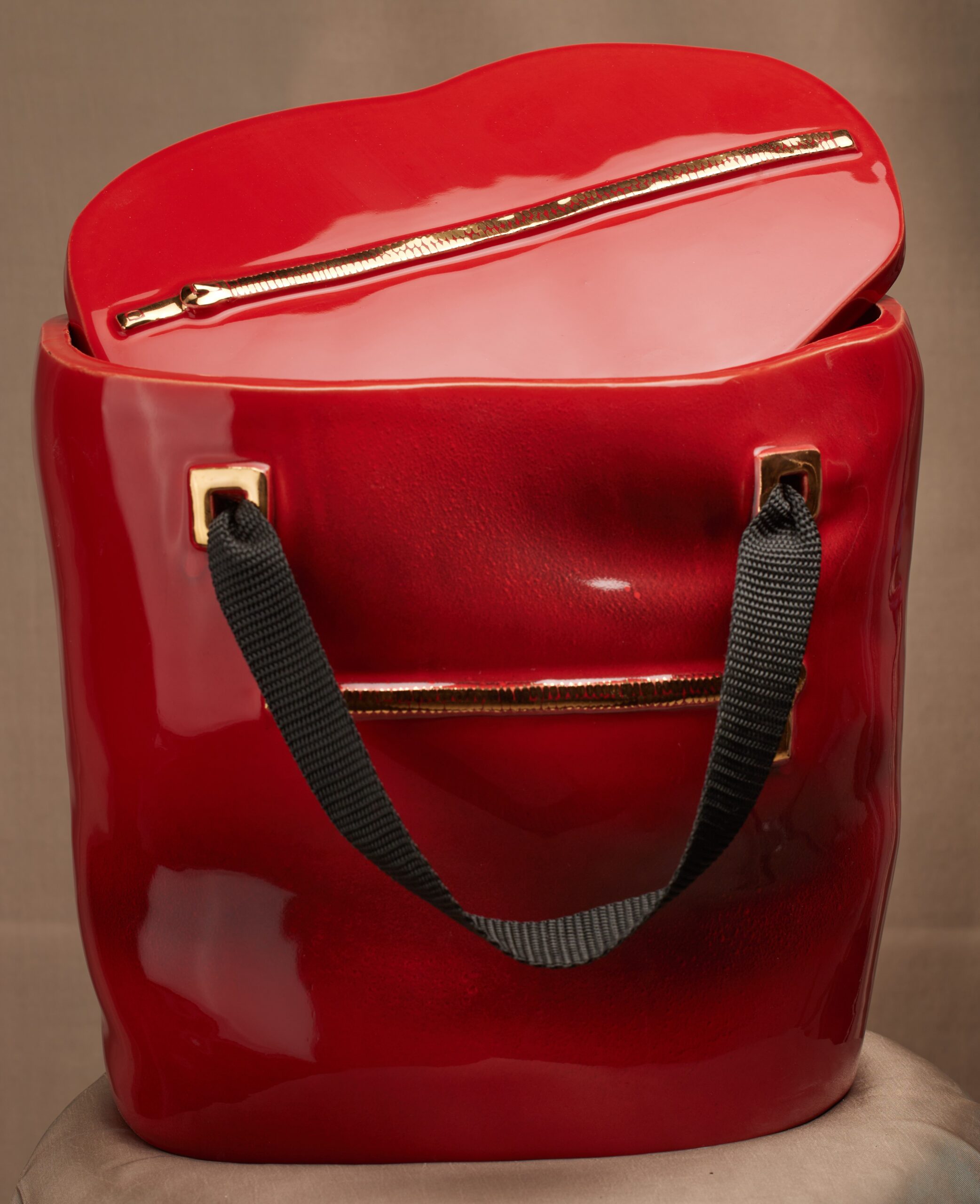 urn, urnen, overledene, gedenkartikelen, keramiek, ambachtelijk, hoge kwaliteit, rood, zakvormig