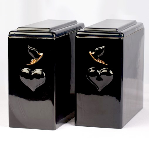 "Ons hart vliegt samen verder" (set van twee urnen) - Afbeelding 4