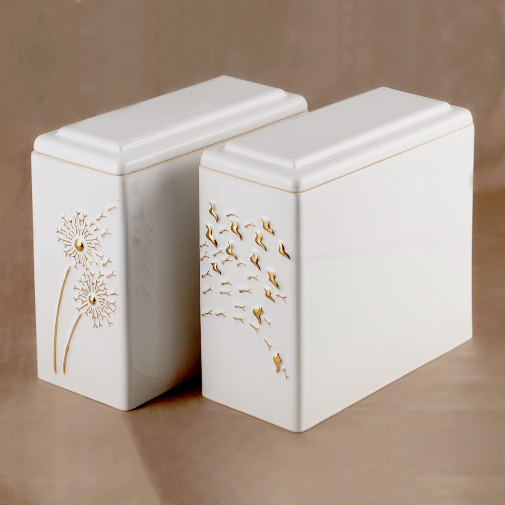 "We vliegen verder op de vleugels van de wind" (set van twee urnen) - Afbeelding 3