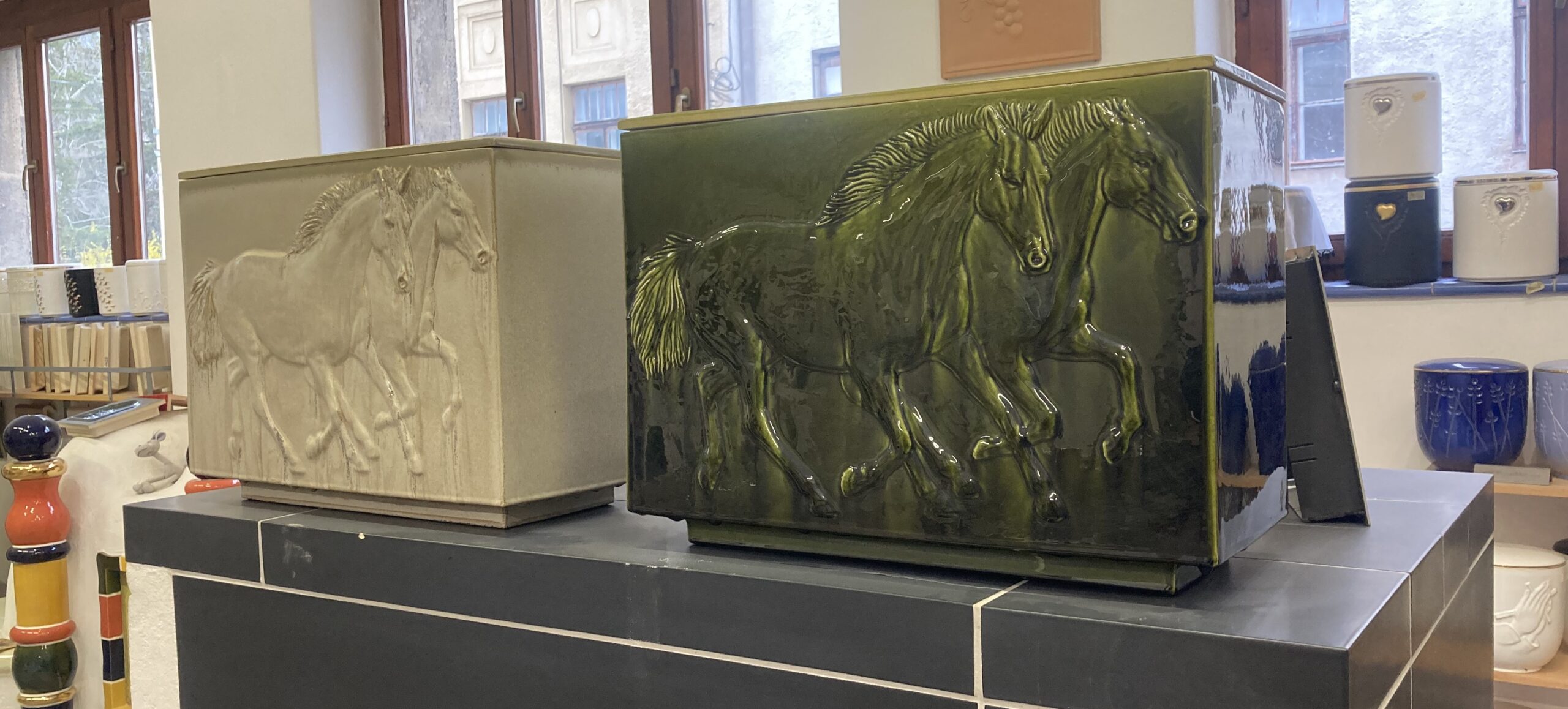 "De puurste metgezel" (paardenurn) - Afbeelding 8